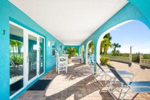 Escape Coastal Resort on Casey Key