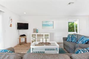 Escape Coastal Resort on Casey Key