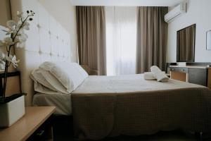 Hotel Holiday