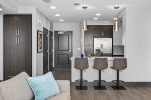 City View Getaway 2BR Near Broadway & Gulch