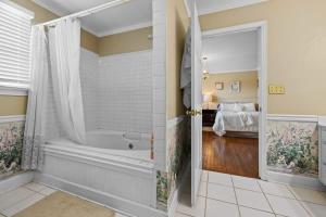 Genesis Country Estate - Courtneys Suite