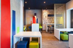 Hotels Ibis Budget Mulhouse Centre Gare : photos des chambres