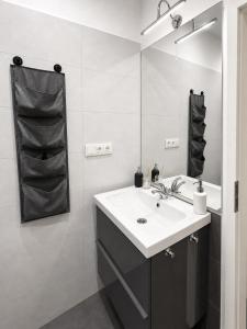 Play & Relax Apartment by Rentez