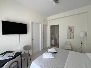 Sea view Apartments near Athens Airport 02