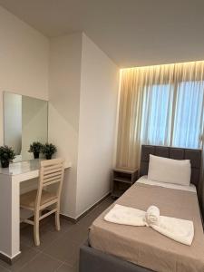 Aura Rooms