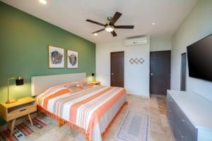2B Bohemian Condo Great Location, Rooftop Gym