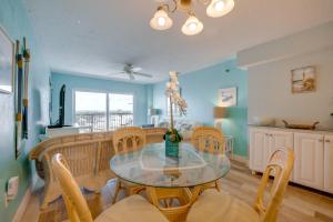 Sun, Sand, Poolside Vibes! Daytona Shores Retreat