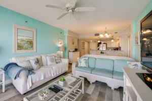Sun, Sand, Poolside Vibes! Daytona Shores Retreat
