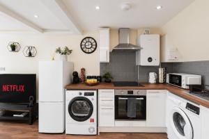 Premium Apartment Steps from Wembley Park