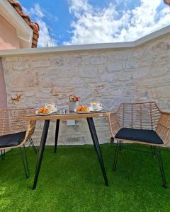 Lux Studios With Private Pool by ILIOS Georgioupoli
