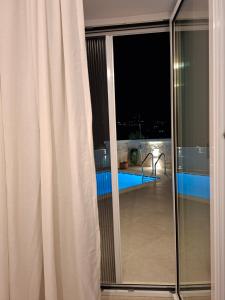 Lux Studios With Private Pool by ILIOS Georgioupoli