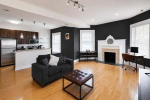 Pet-Friendly 1BR Opposite SSM SLU Hospital with Parking