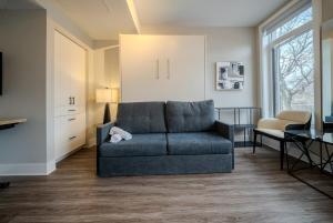 Modern Open-Concept Studio Minutes to DT Ottawa