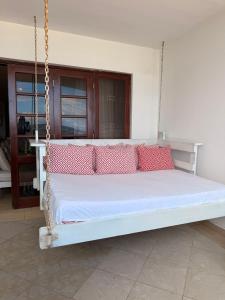 Cozy 2-bedroom beachfront villa-Lamera