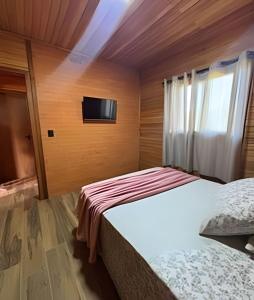 *Casa charmosa com piscina em Torres*