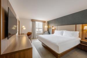 Holiday Inn & Suites Winnipeg Downtown by IHG