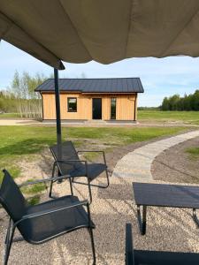 Peaceful Family Cabin with Sauna&Hot Tub near Riga