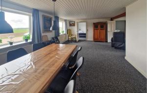 3 Bedroom Lovely Home In Løkken