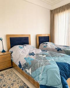 1-min walk to beach, cozy apart with Pool, Balcony