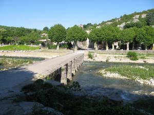 Hotels Hotel La Garenne : photos des chambres