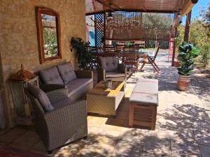 Georges family friendly maisonette with great exterior