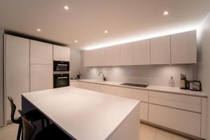 Private luxury 4 bedroom apartment in Flims Waldhaus