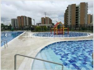 Apartamento frente a Colsubsidio Peñalisa