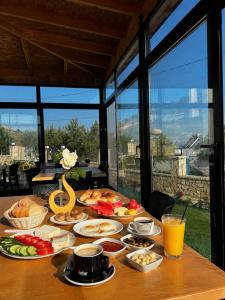 SEA & LAKE VIEW VILLA