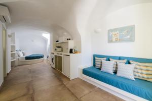 Kaminia Holiday Homes