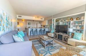 Ocean View 2 Bedroom Apartment with Great Views Palace Resort 913