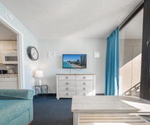 Oceanfront 1 bedroom - Sand Dunes 1129 - Sleeps 6!