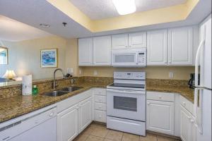 Oceanfront 2 Bedroom Suite with Incredible Views! Carolinian 630