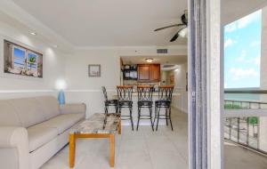 Breathtaking Ocean View 1 Bedroom Queen Suite! Meridian Plaza 707 - Perfect for 4 guests!