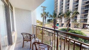Immaculate Ocean View Double Queen Suite!- Grande Cayman Resort Unit 232 - Sleeps 4 Guests!