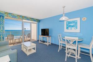 Spacious 1 BR Condo-Breathtaking Oceanfront Views! Bay Watch 706