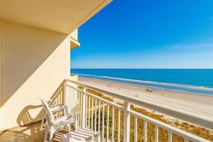Spacious 1 BR Condo-Breathtaking Oceanfront Views! Bay Watch 706