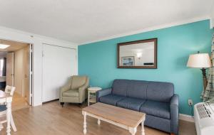 Oceanfront 1 BR Getaway-Amazing Amenities and Views! Caribbean 1020