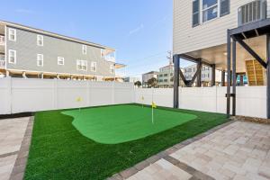 Tides Like These - Gorgeous 6 Bedroom Elite Beach Home! Pet Friendly!