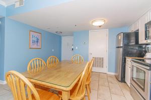 Ocean View 2 Bedroom Apartment with Great Views! Palace Resort 413