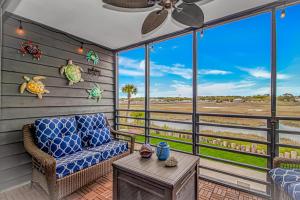 Captivating 2BR Condo for 7 on the Inlet! Marshside Inn 107