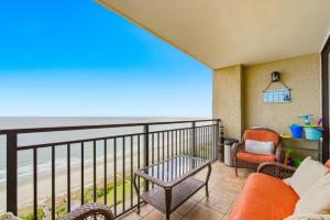 Incredible Oceanfront 1 BR Condo- Breathtaking Views- Ocean Forest Plaza 2108