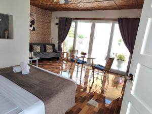 Bellas Guest House