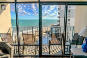 Two Bedroom Ocean View, Perfect for 8 Guests! Sand Dunes 1245 & 1246