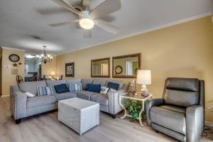 2 Bedroom Condo - Just Blocks from the Beach! Dunes Crest A-2