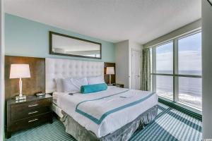 Spacious 2 Bedroom Oceanview Condo! 9th Floor Views! Oceans One 908