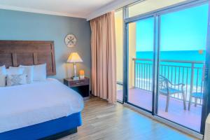 Beautifully Updated King Suite-Spectacular Oceanfront Views! Caravelle 1514