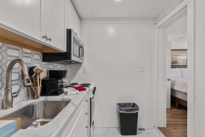 17 Pierce St West Yarmouth MA