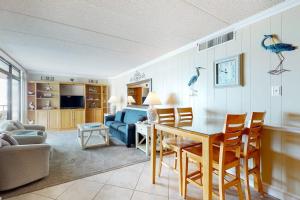 Sea Terrace 804