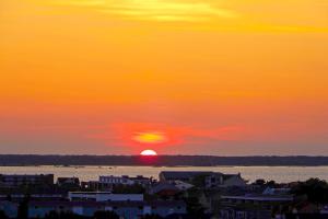 Sea Terrace 809