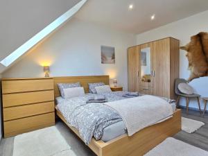 P&G Balaton Poolside Apartment - Biro Tours Nr 122